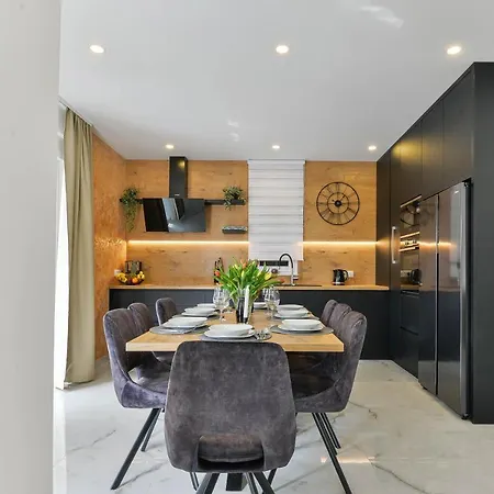 Luxury Jomani With Heated Pool Villa Bibinje