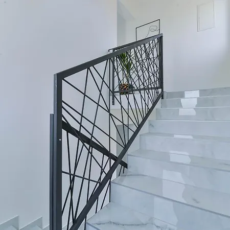 Luxury Jomani With Heated Pool Villa Bibinje