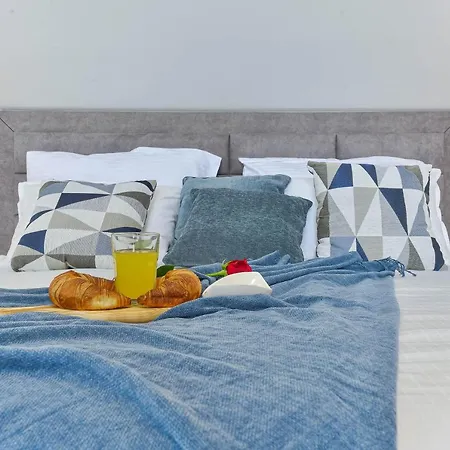 Luxury Jomani With Heated Pool Bibinje