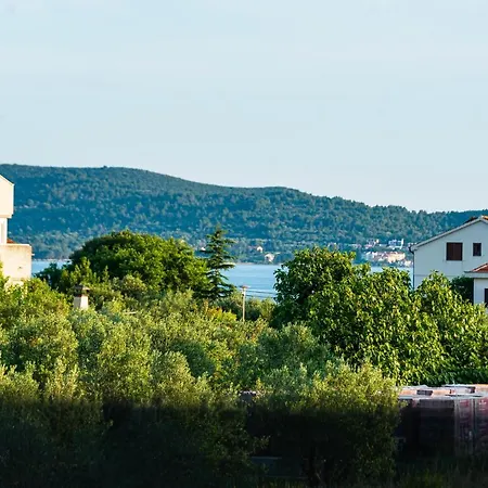 Villa Luxury Jomani With Heated Pool *