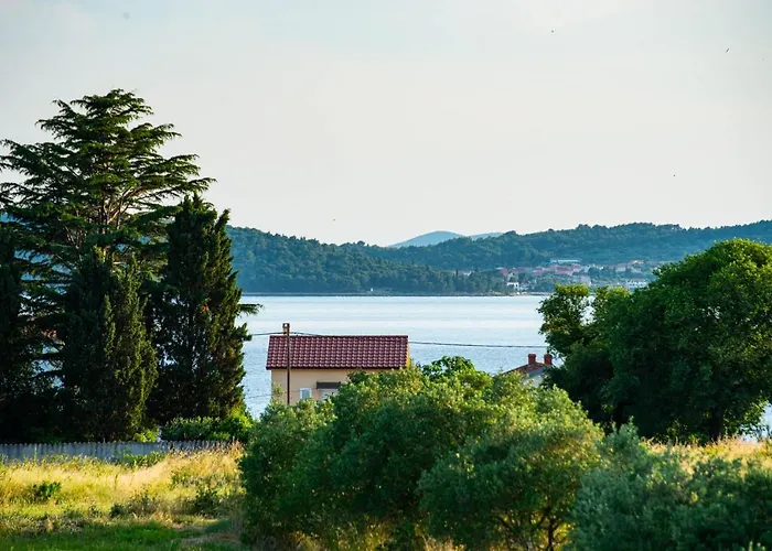 Luxury Jomani With Heated Pool * Bibinje